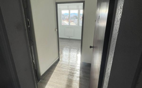 Appartement à vendre    1 pièce •  Pau