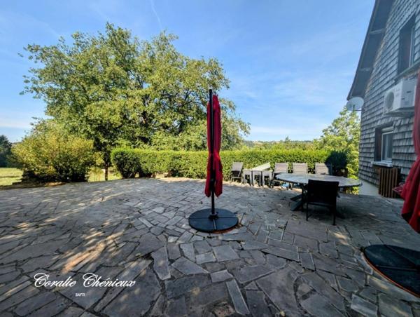 Belle maison avec grand terrain