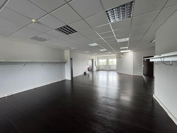 LOCAL COMMERCIAL 330 M² - ALBITECH