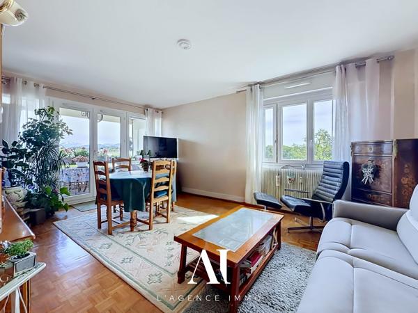 Appartement T3 Dernier Étage Vue Mont-Blanc, Garage, Parking, Cave – 01210