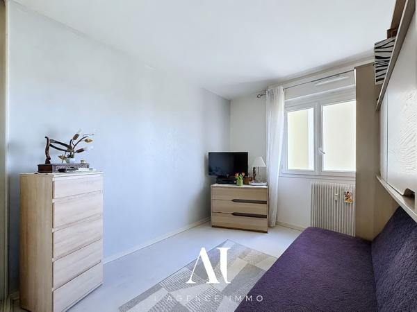 Appartement T3 Dernier Étage Vue Mont-Blanc, Garage, Parking, Cave – 01210