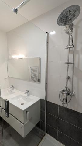 Appartement Nantes 3 pièce(s) 61.23 m2 MEUBLE - NANTES BEAUJOIRE - PARKING - CAVE - BALCONS