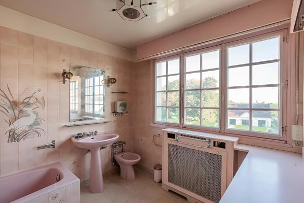 Maison
         6 pièces
        - 259 m² 539 000 € *