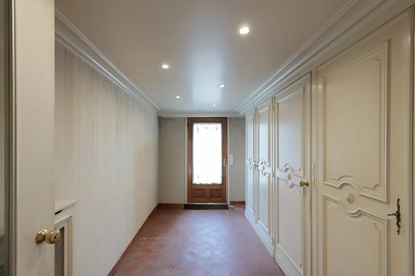 Maison
         6 pièces
        - 259 m² 539 000 € *