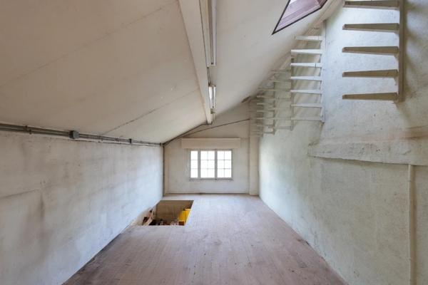 Maison
         6 pièces
        - 259 m² 539 000 € *