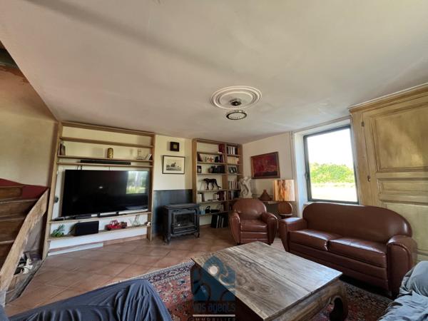 Maison 7 pièce(s) 6 chambre(s) 211 m²