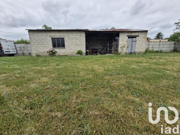 Maison 4 pièces de 80 m² à Saint-Just-Sauvage (51260)