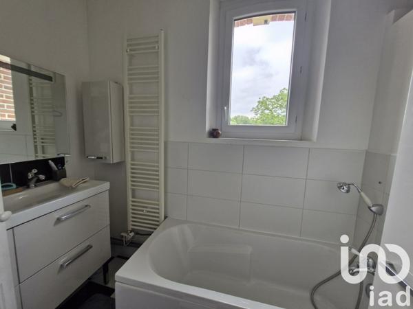 Maison 4 pièces de 80 m² à Saint-Just-Sauvage (51260)