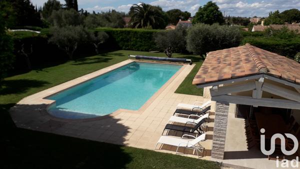 Maison à vendre 6 pièces 150 m² Arles