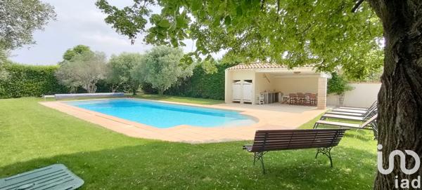 Maison à vendre 6 pièces 150 m² Arles