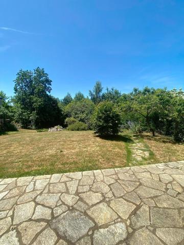 Grande maison de 176 m² dans le centre de Châteaubourg