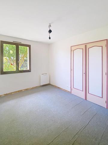 Grande maison de 176 m² dans le centre de Châteaubourg