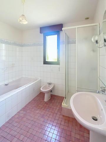 Grande maison de 176 m² dans le centre de Châteaubourg