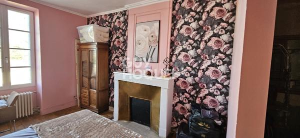 Maison Bourgeoise Rénovée ? Prestations Haut de Gamme ? Centre de Cozes