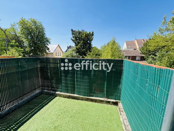 Appartement
         2 pièces
        - 43 m² Exclusivité 140 000 € *