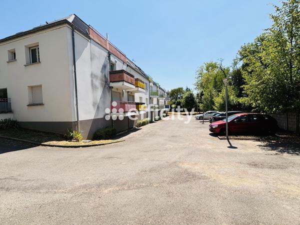 Appartement
         2 pièces
        - 43 m² Exclusivité 140 000 € *