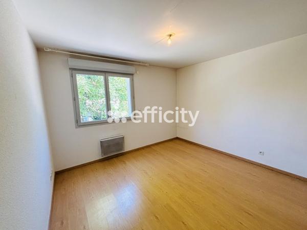Appartement
         2 pièces
        - 43 m² Exclusivité 140 000 € *