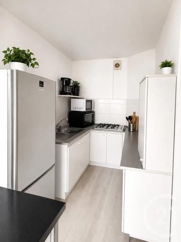 Appartement F1 à vendre  1 pièce - 27 m 2   LIVRY GARGAN  - 93