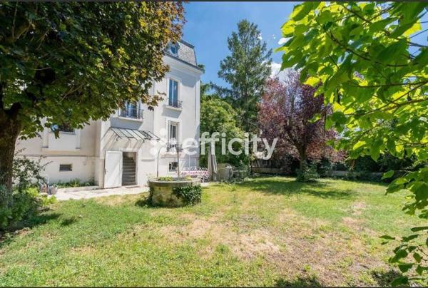 Maison 7 pièces - 176 m²