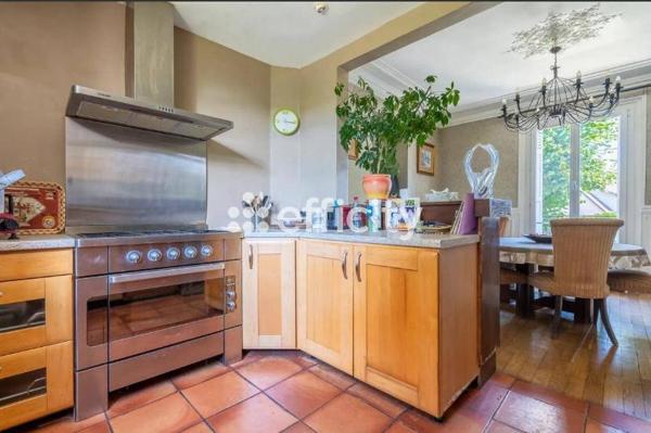 Maison 7 pièces - 176 m²