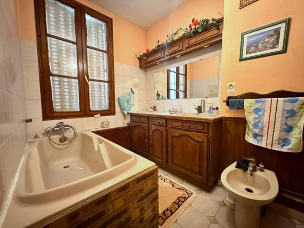 Soissons (02200) SOISSONS - Maison familiale avec espace bien-être