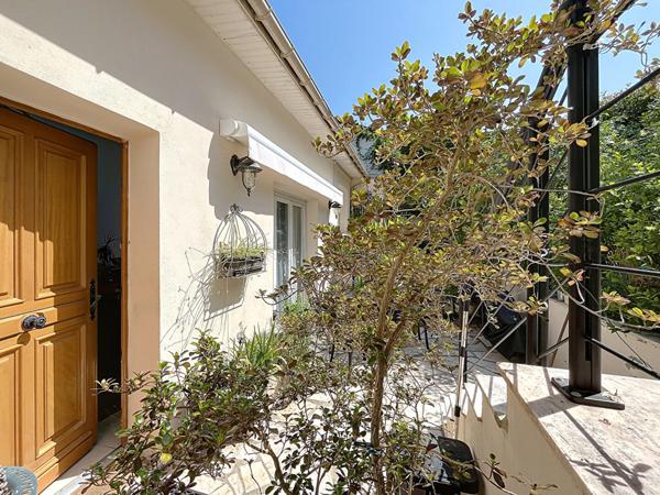 Maison Suresnes 5 pièce(s) 95 m2