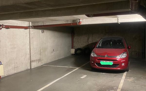 Stationnement à vendre    12 m2 Levallois-Perret