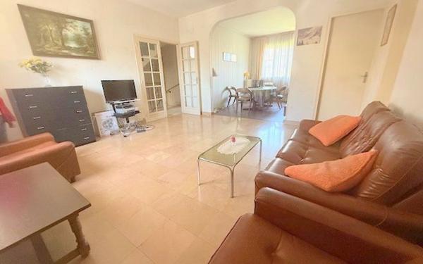 Maison à vendre    5 pièces •  Drancy