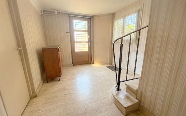 Maison à vendre    5 pièces •  Drancy