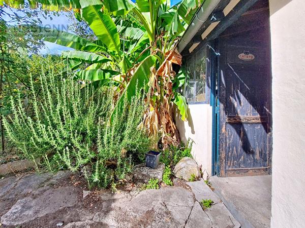 ORLEANS SAINT MARC - MAISONNETTE DE 64M2 (au sol) - 2CH - JARDIN - CAVE - STATIONNEMENT FACILE