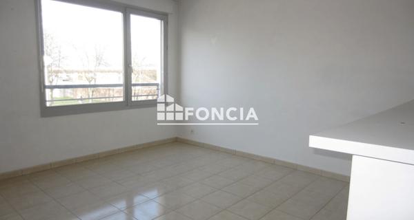 Location Appartement 2 pièces 41.85 m² - Noisiel 77186