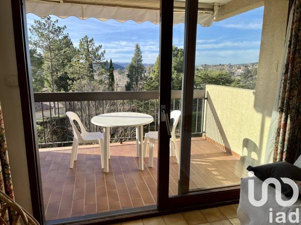 Appartement 2 pièces de 35 m² à Gréoux-les-Bains (04800)