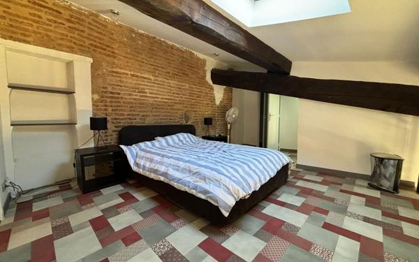 Appartement à louer    3 pièces • 100,70 m2 Perpignan