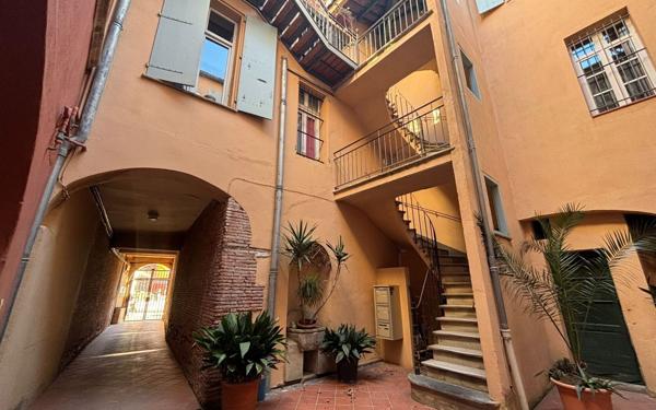 Appartement à louer    3 pièces • 100,70 m2 Perpignan
