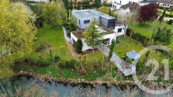 Maison à vendre  6 pièces - 275 m 2   TROYES  - 10