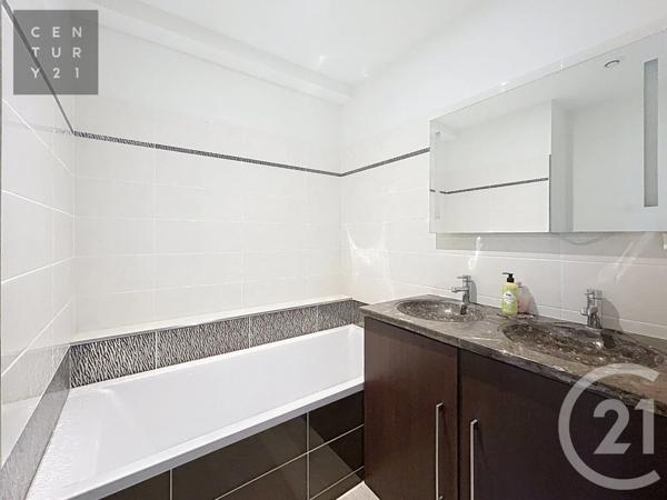 Maison à vendre  6 pièces - 275 m 2   TROYES  - 10