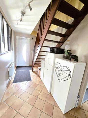 Maison à Gallardon, 28320 - 5 pièces 122m²