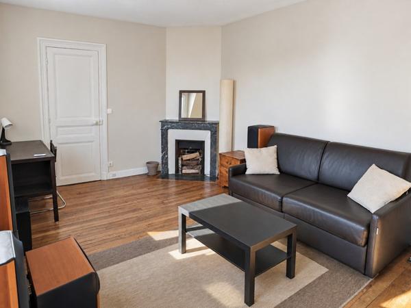 Appartement à vendre 260 000 € Paris 15 1 pièce 23 m² DPE F