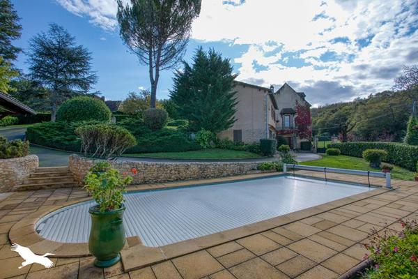 Maison à vendre |  Les Eyzies-de-Tayac-Sireuil |  9 pièces | 160 m²