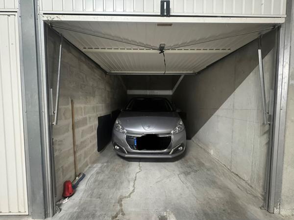 Parking / box Saint Cyr Sur Mer