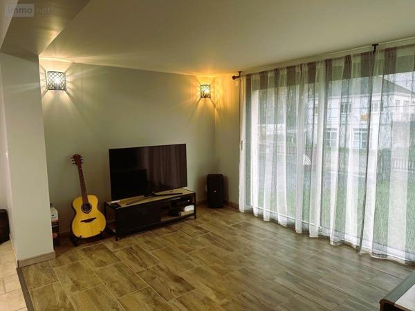 Maison à vendre à Fyé dans la Sarthe (72610), ref : 72126-3116