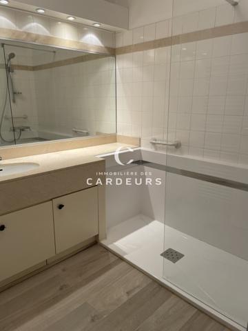 Appartement
                                                                                                                                                                                                                                                                                                                        3 pièce(s)                                                                                                                                                                                                          2 chambre(s)                                                                                                                                                                                                          80  m²
