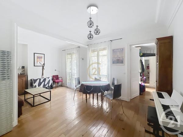 Appartement F2 à vendre  3 pièces - 54,50 m2 PARIS - 75010