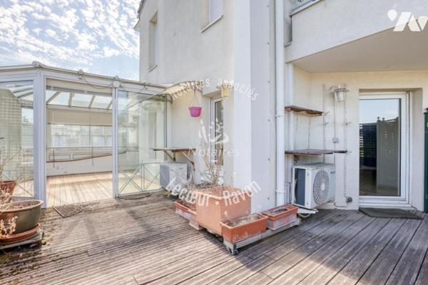 Appartement familial de 5 pièces, climatisé, avec véranda et terrasse