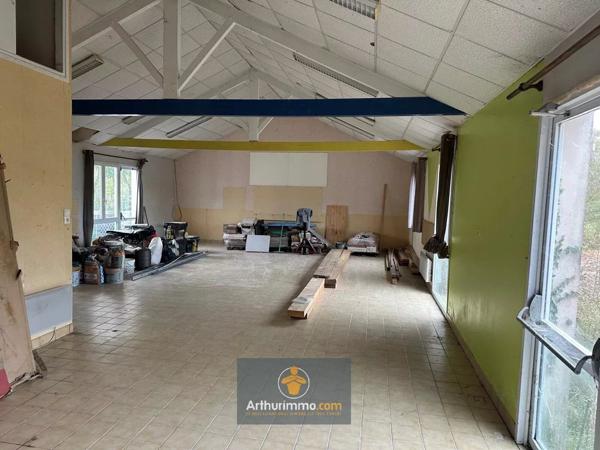 Location Local industriel à Les Velluire-sur-Vendée