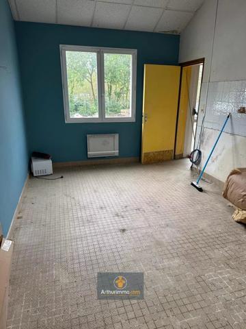 Location Local industriel à Les Velluire-sur-Vendée