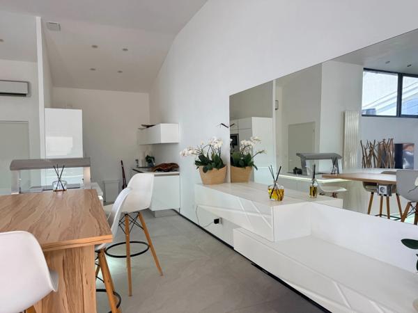Loft Contemporain aux volumes remarquables