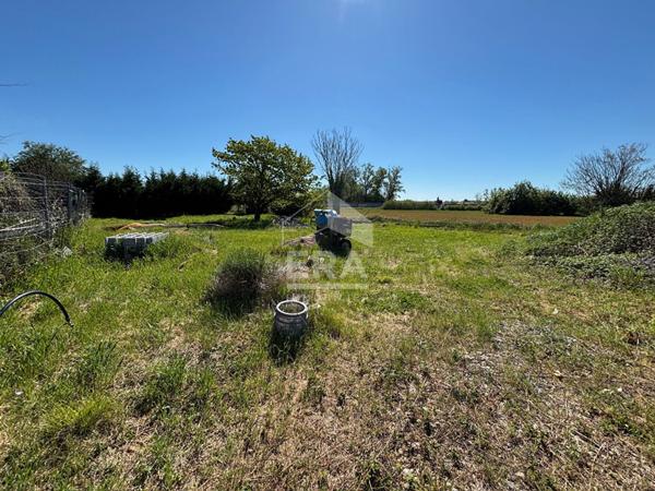 Terrain 786 m² cadre campagne