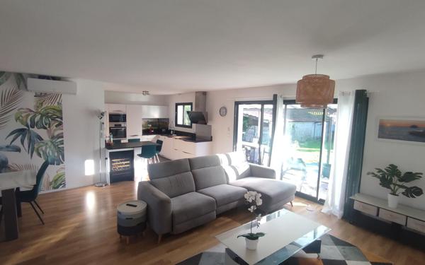 Maison à vendre    4 pièces •  Peyrehorade