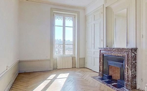 Appartement à vendre    1 pièce • 34,87 m2 Lyon 9